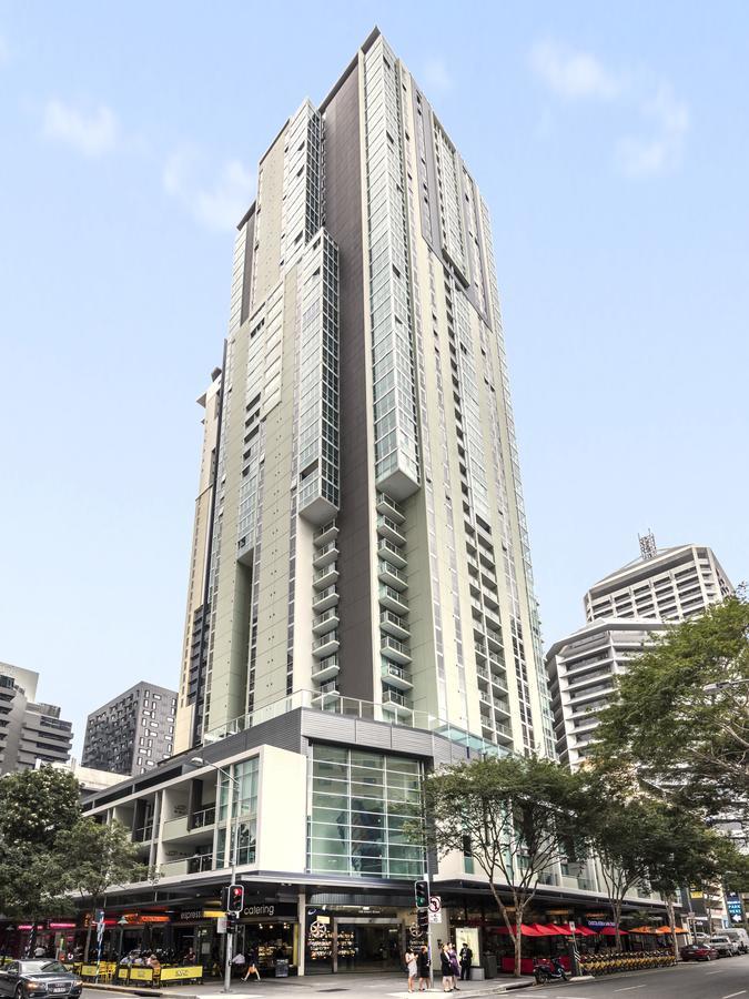 Apartments @ 108 Albert ブリスベン エクステリア 写真